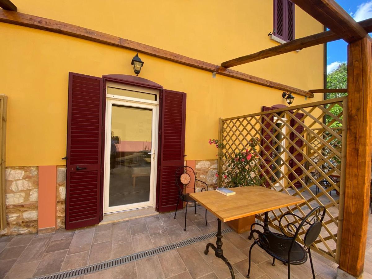B&B La Fucinaia Pet Friendly Adults Only カンピーリア・マリッティマ エクステリア 写真